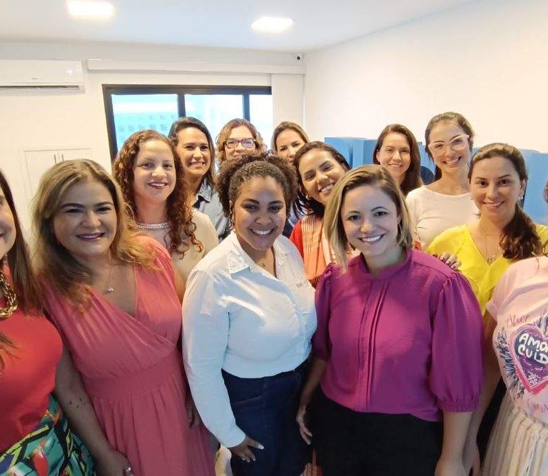 primeira turma do programa de liderança feminina da RHOPEN