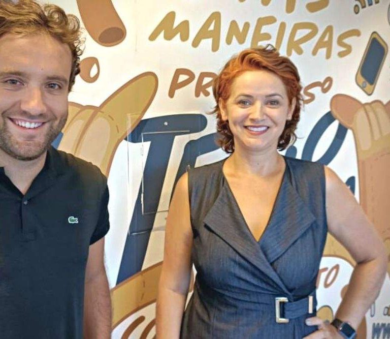 rhopen patrocina mundo business da tv vitória. na foto, ricardo frizera e cátia horsts