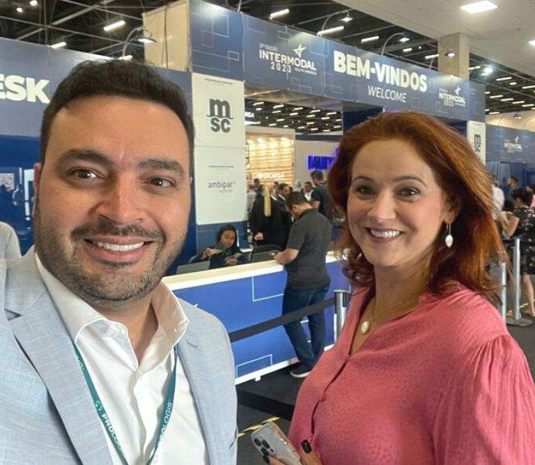 cátia horsts e mauro pereira durante a participação da rhopen na intermodal